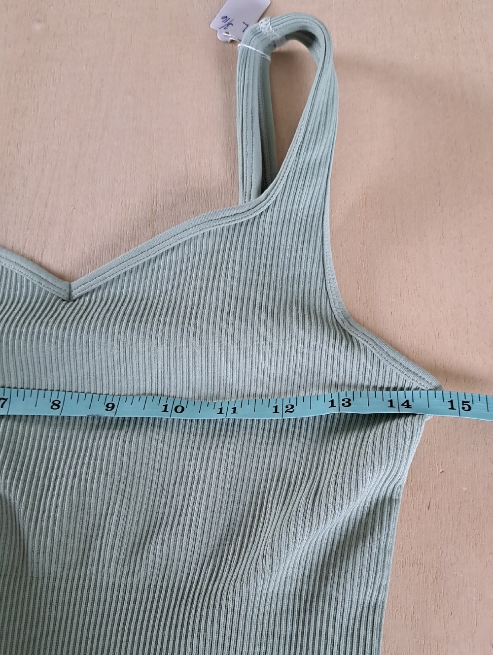 OQQ V-Neck Sleeveless Ribbed Seamless Stretch Fitted Bodysuit Cream Sz L - Picture 8 of 9